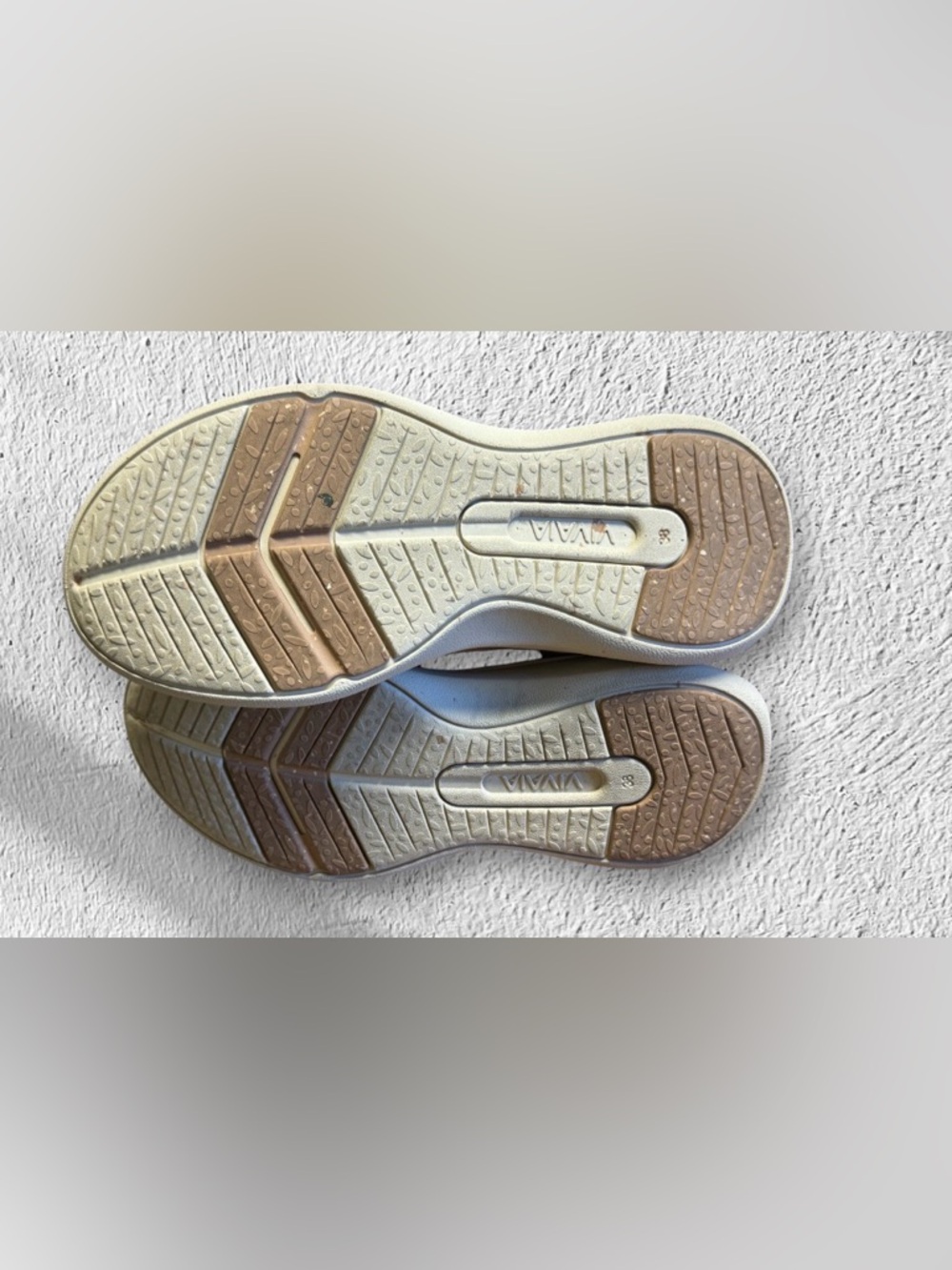 Like new! Round-Toe Slip-On Sneaker Boots (Urban Boots) - Picture 5 of 7